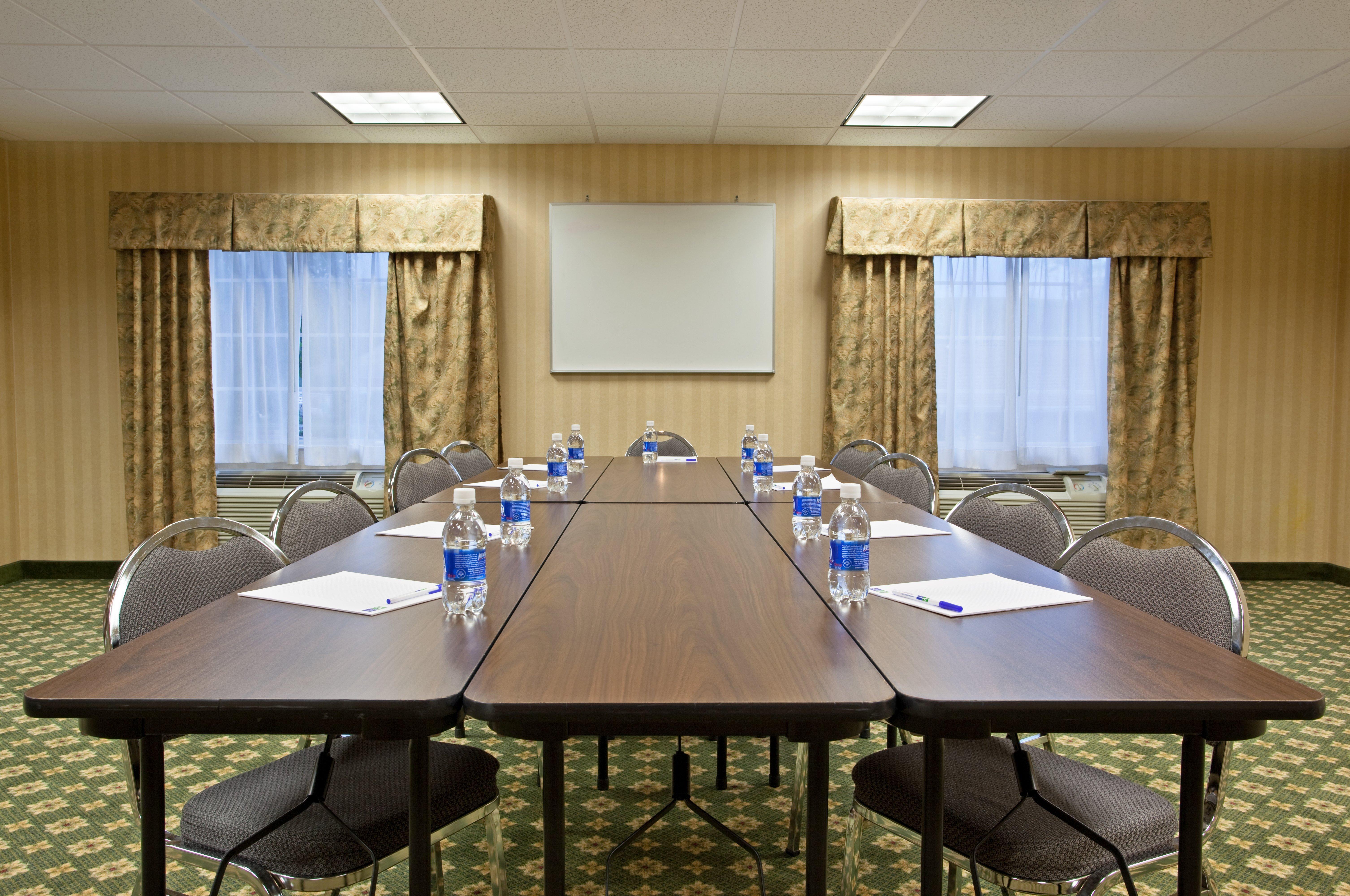 Holiday Inn Express Mount Pleasant- Scottdale By Ihg Εξωτερικό φωτογραφία