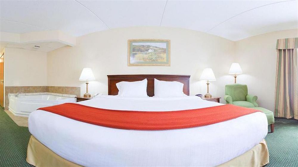 Holiday Inn Express Mount Pleasant- Scottdale By Ihg Εξωτερικό φωτογραφία