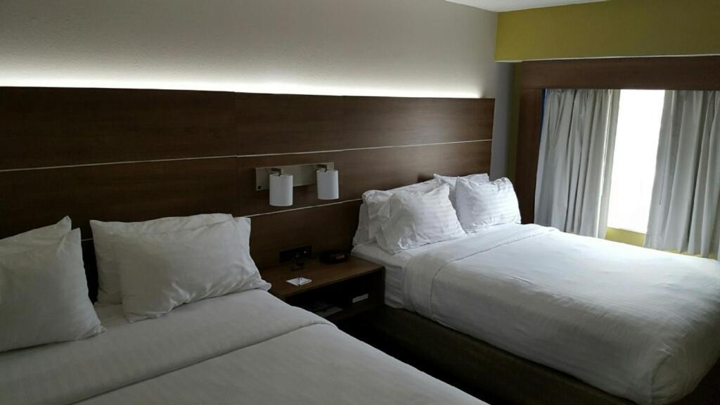 Holiday Inn Express Mount Pleasant- Scottdale By Ihg Εξωτερικό φωτογραφία